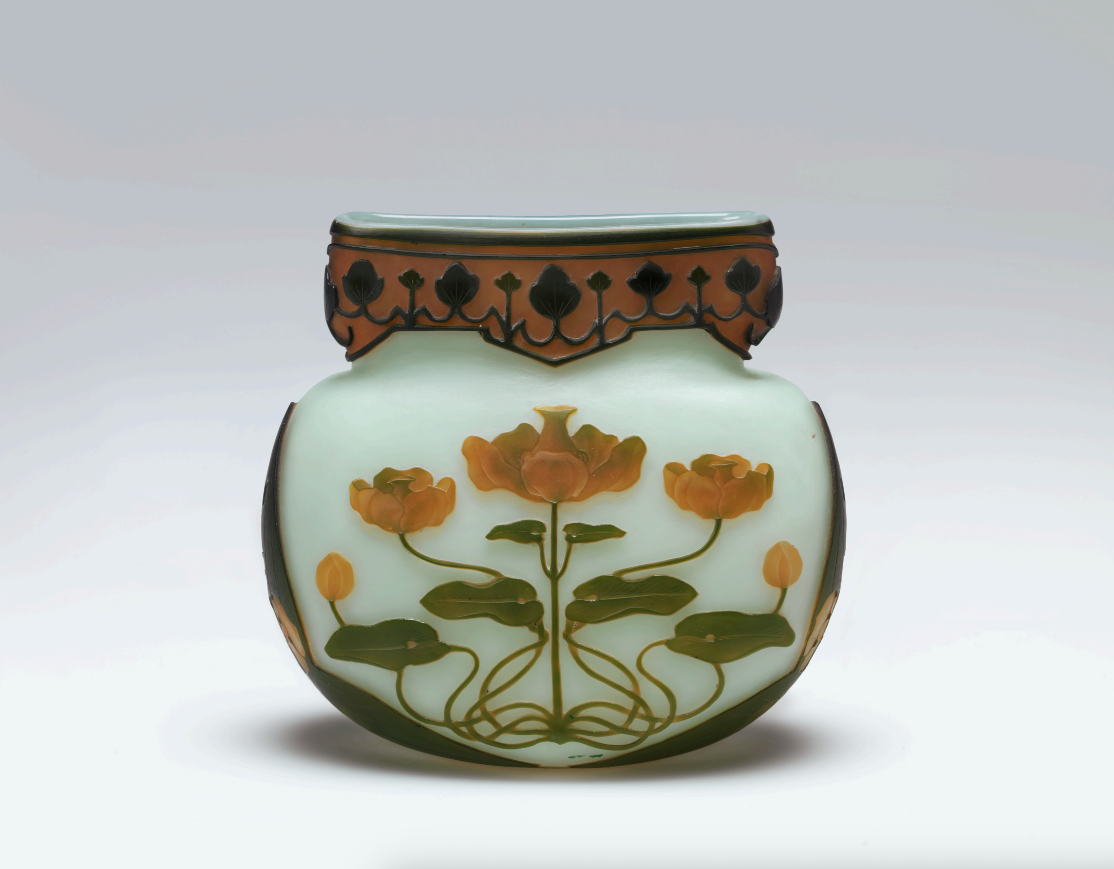 Sèvres Porcelain Manufactory, Waterlily Vase, 1900, blown and cameo glass, 6-1/4 × 7-3/8 × 3-7/8 inches. Gift of Walter P. Chrysler, Jr., image courtesy of the Chrysler Museum of Art. Photograph by Edward Pollard © Sèvres Porcelain Manufactory